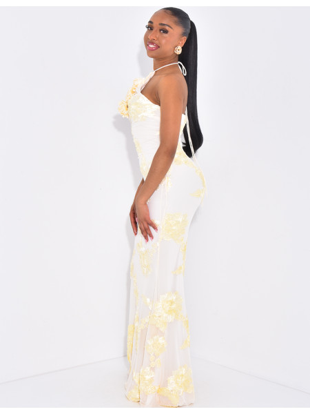 Long backless dress with embroidered flowers
