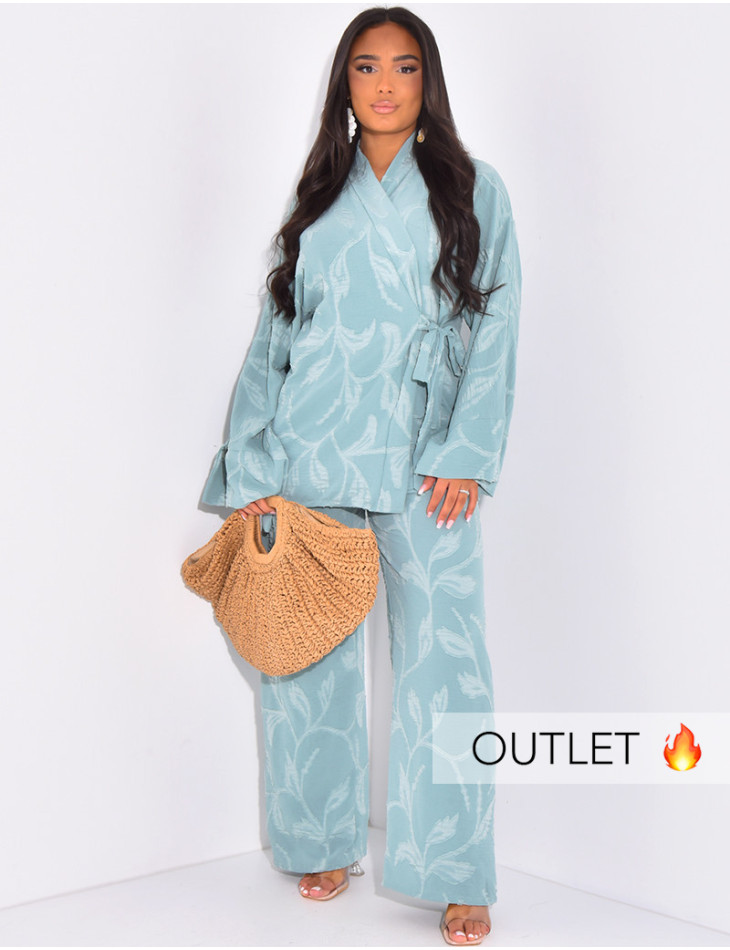 Tie-back kimono and trousers set with leaf motif