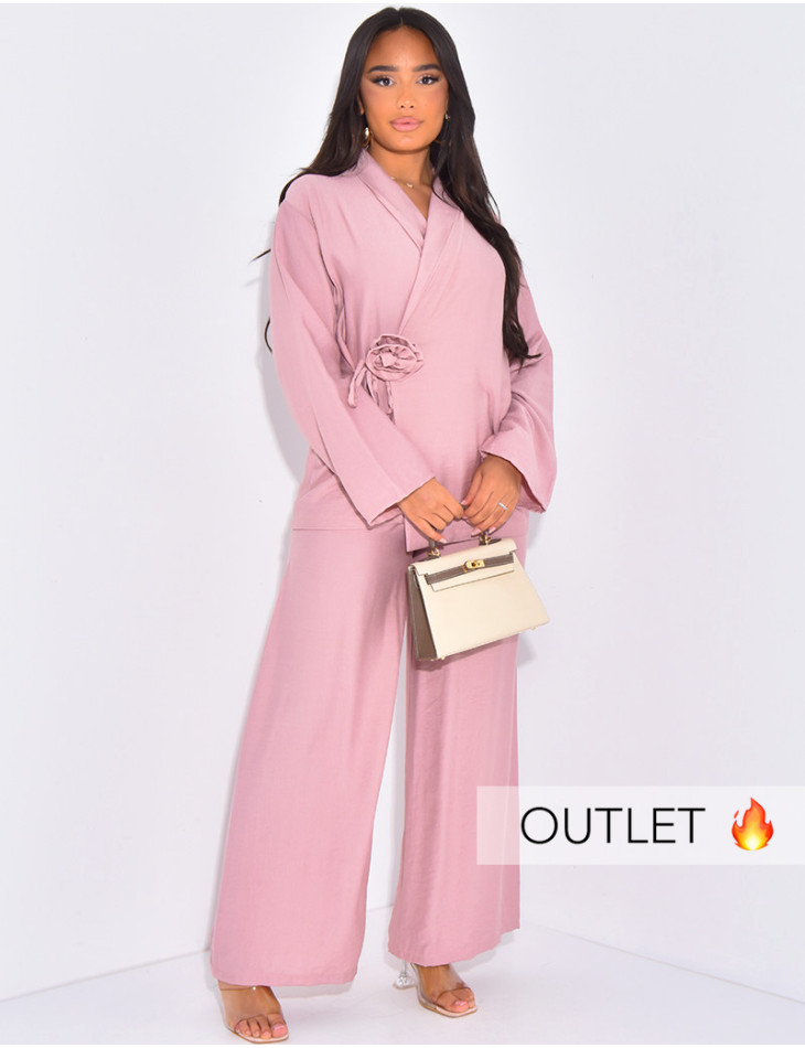 Ensemble effet lin cache-coeur à fleurs en relief à la taille