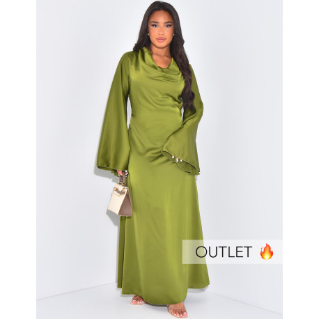 Langes Kleid aus Satin mit drapiertem Kragen, der im Rücken gebunden wird.