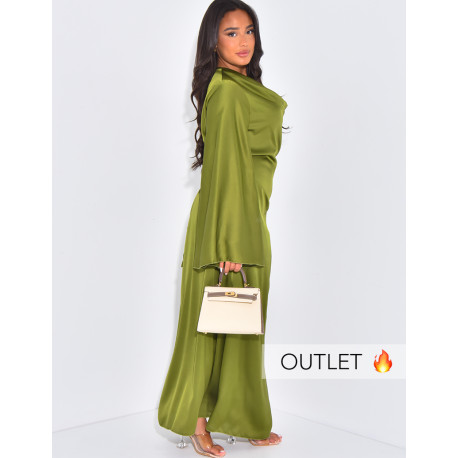 Langes Kleid aus Satin mit drapiertem Kragen, der im Rücken gebunden wird.