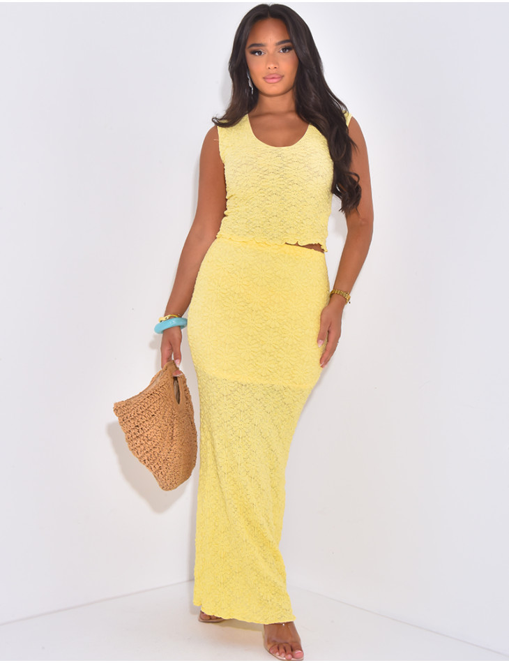 Long skirt and sleeveless top set in textured fabric
