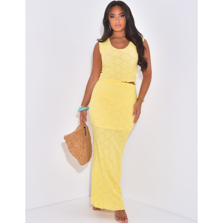 Long skirt and sleeveless top set in textured fabric