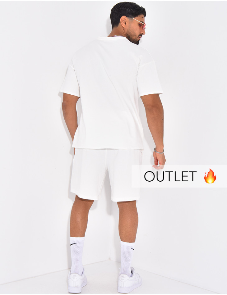 Ensemble uni short à couture contrastante et t-shirt