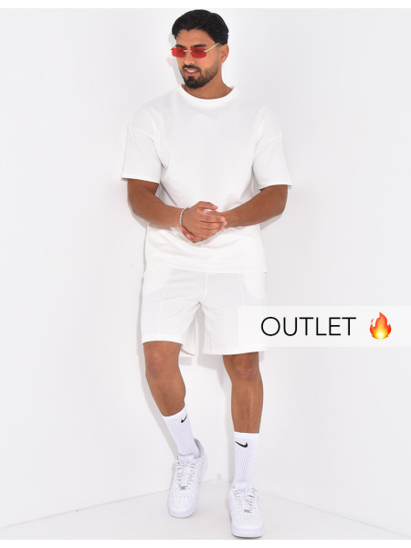 Ensemble uni short à couture contrastante et t-shirt