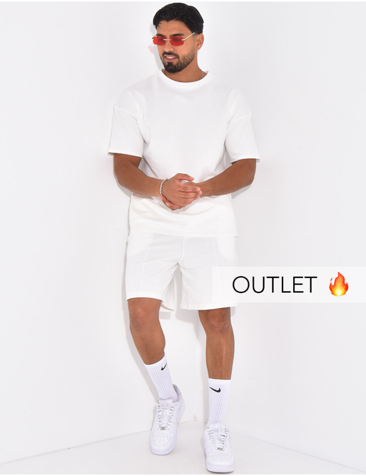 Ensemble uni short à couture contrastante et t-shirt