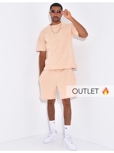 Ensemble uni short à couture contrastante et t-shirt