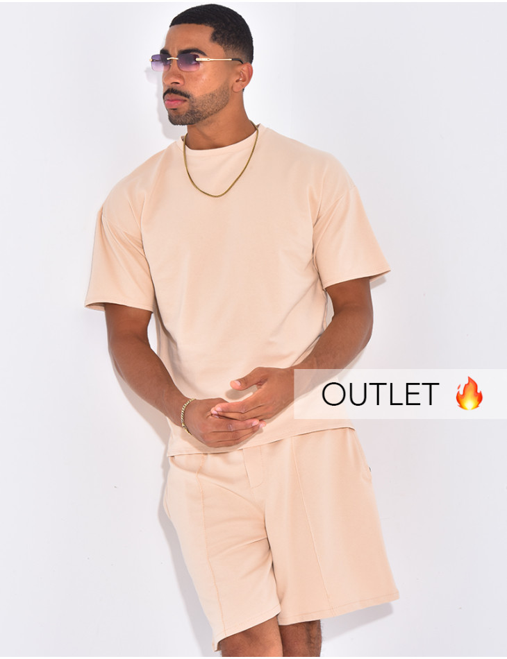 Ensemble uni short à couture contrastante et t-shirt