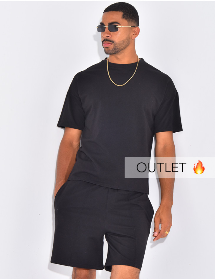 Ensemble uni short à couture contrastante et t-shirt