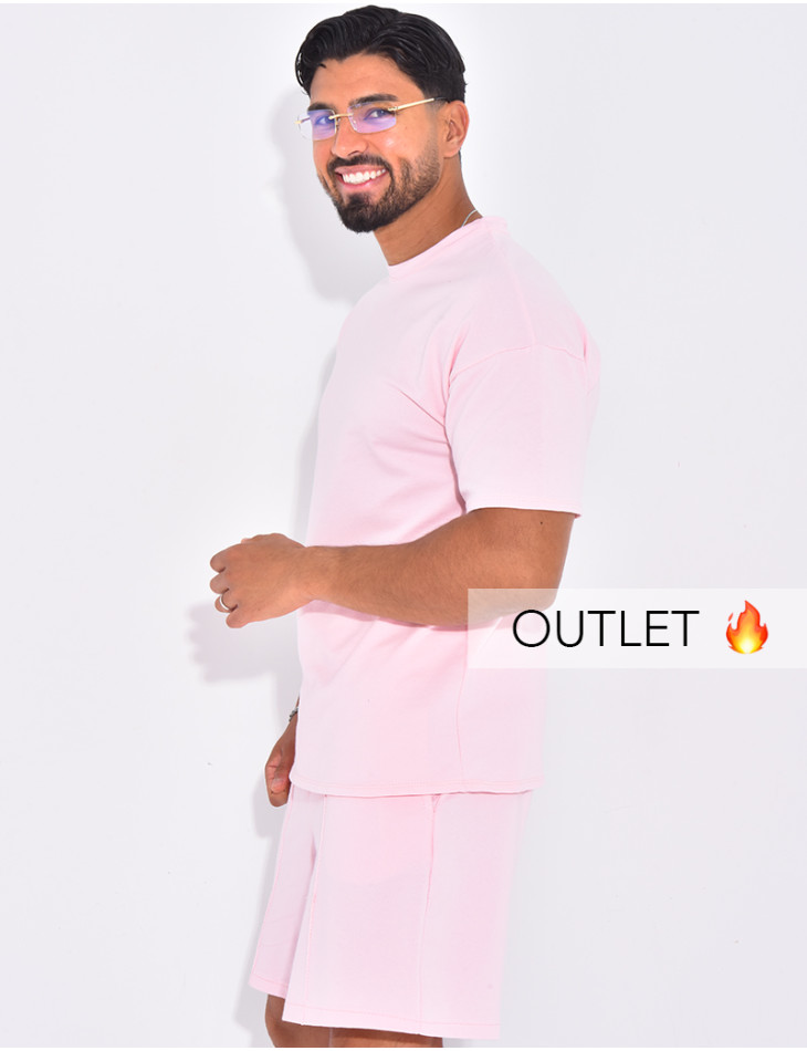 Ensemble uni short à couture contrastante et t-shirt