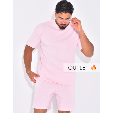 Ensemble uni short à couture contrastante et t-shirt