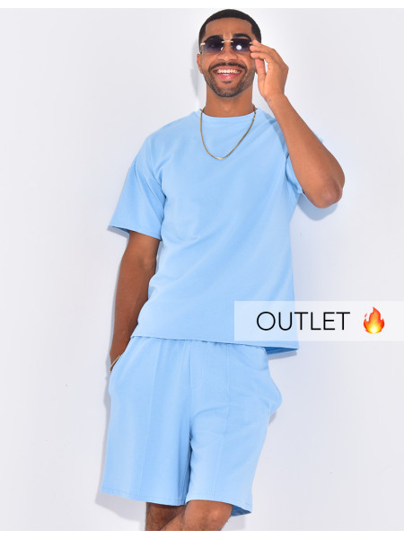 Ensemble uni short à couture contrastante et t-shirt