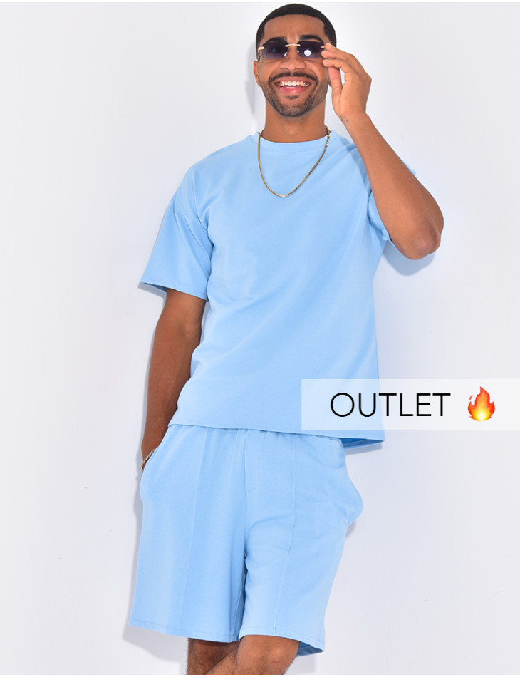 Ensemble uni short à couture contrastante et t-shirt