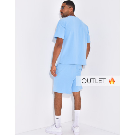 Ensemble uni short à couture contrastante et t-shirt