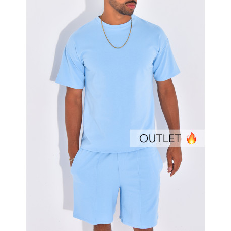 Ensemble uni short à couture contrastante et t-shirt