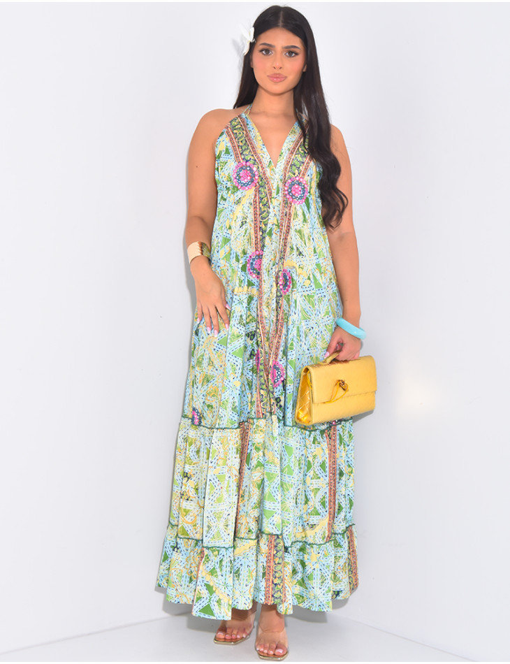 Robe longue en soie dos nu imprimée à broderies & pompons