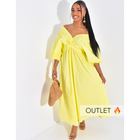 Fitted off-the-shoulder maxi dress