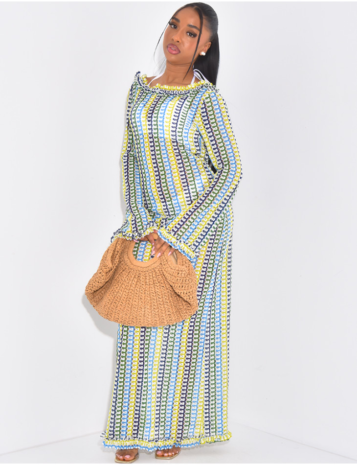 Langes, mehrfarbiges Häkelkleid mit offenem Rücken