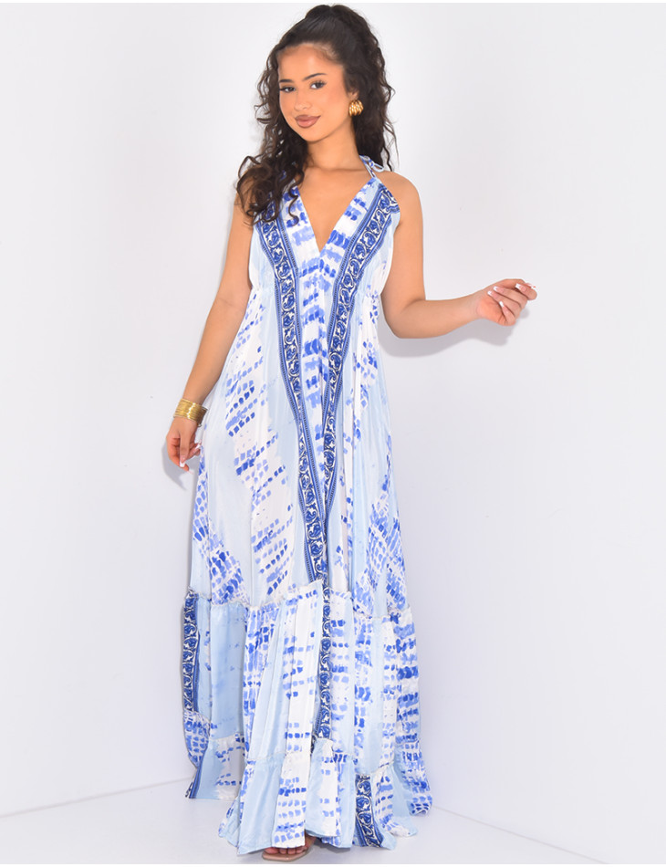 Robe longue en soie dos nu imprimée à pompons