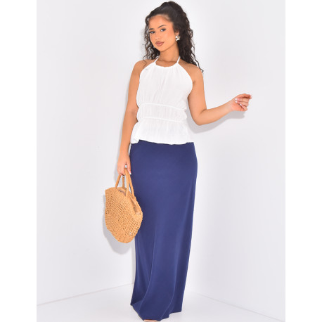 Halter croptop with tie at collar