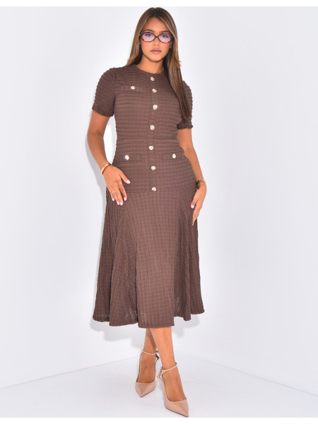 Robe longue texturée & évasée à boutons dorés