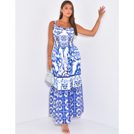 Langes Korsagenkleid mit blauem Musterdruck