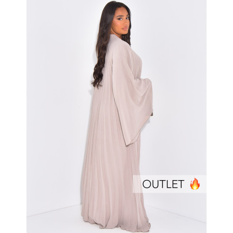 Langes, plissiertes Kleid mit ausgestellten Ärmeln