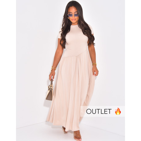 Fließendes Kleid mit kurzen Ärmeln und geraffter Taille