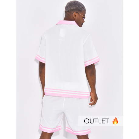 Ensemble short et chemise à bordures contrastantes