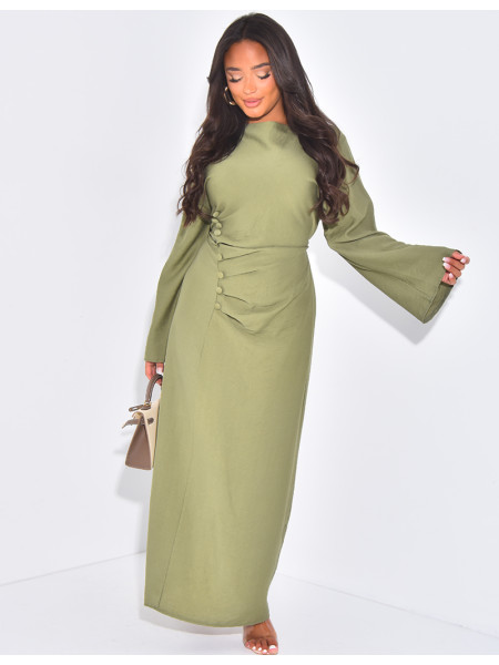 Langes Kleid in Leinenoptik mit Knöpfen, die im Rücken zu binden sind.