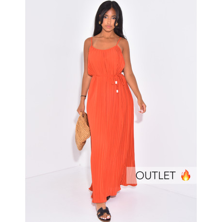 Langes, ärmelloses Plisseekleid mit Gürtel