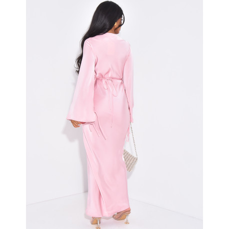 Sehr langes Kleid aus Premium-Satin zum Binden.