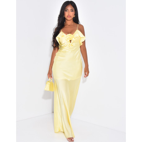 Longue robe en satin à empiècement fleur et volants