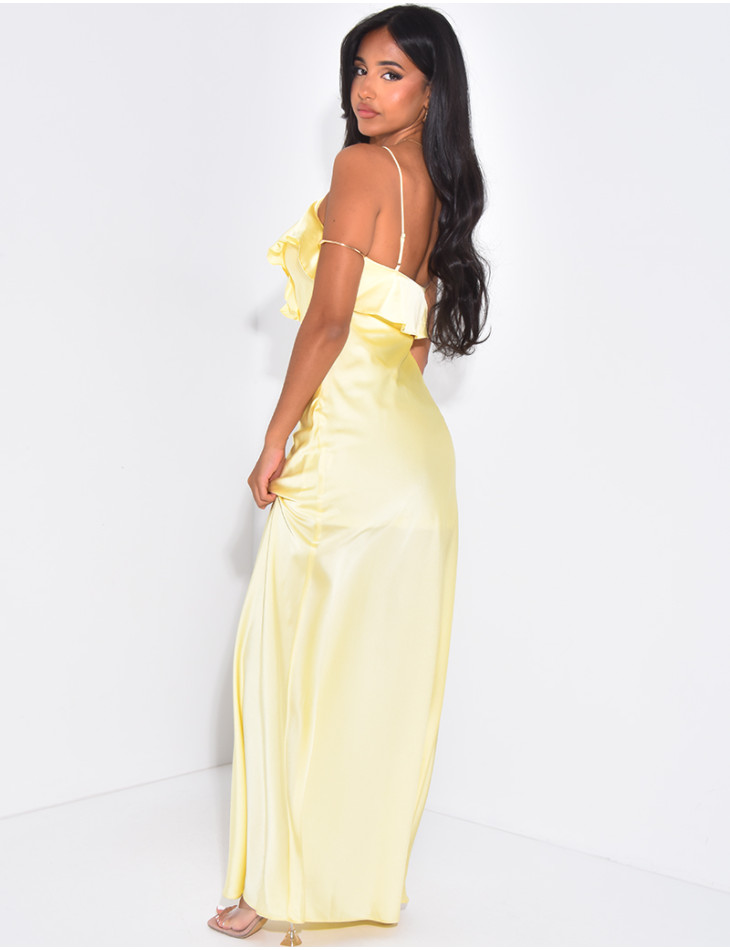 Longue robe en satin à empiècement fleur et volants