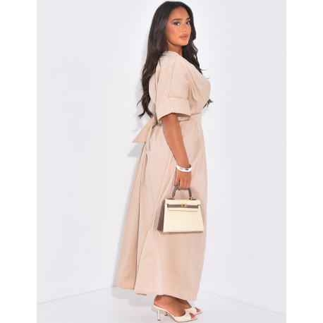 Langes, bauschiges Baumwollkleid mit Bindeband
