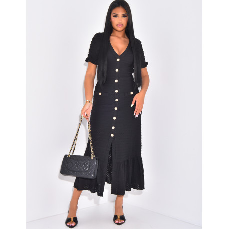 Robe longue texturée à boutons dorés et volants