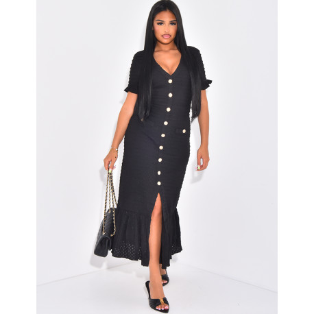 Robe longue texturée à boutons dorés et volants