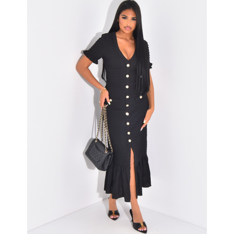 Robe longue texturée à boutons dorés et volants