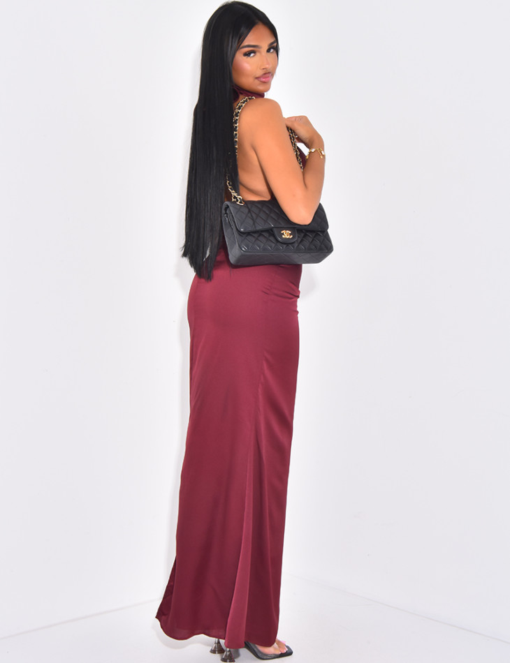 Robe longue moulante en satin effet froncé et dos nu
