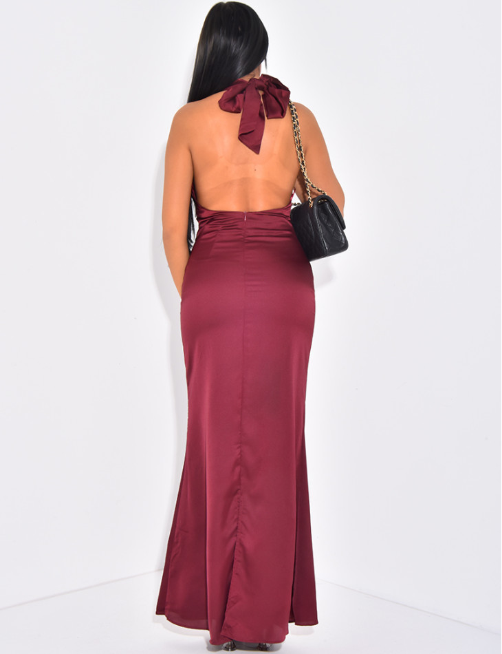 Robe longue moulante en satin effet froncé et dos nu
