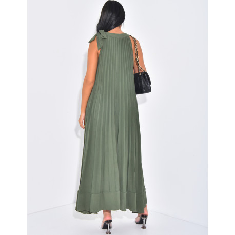 Ärmelloses Plisseekleid zum Binden an der Schulter