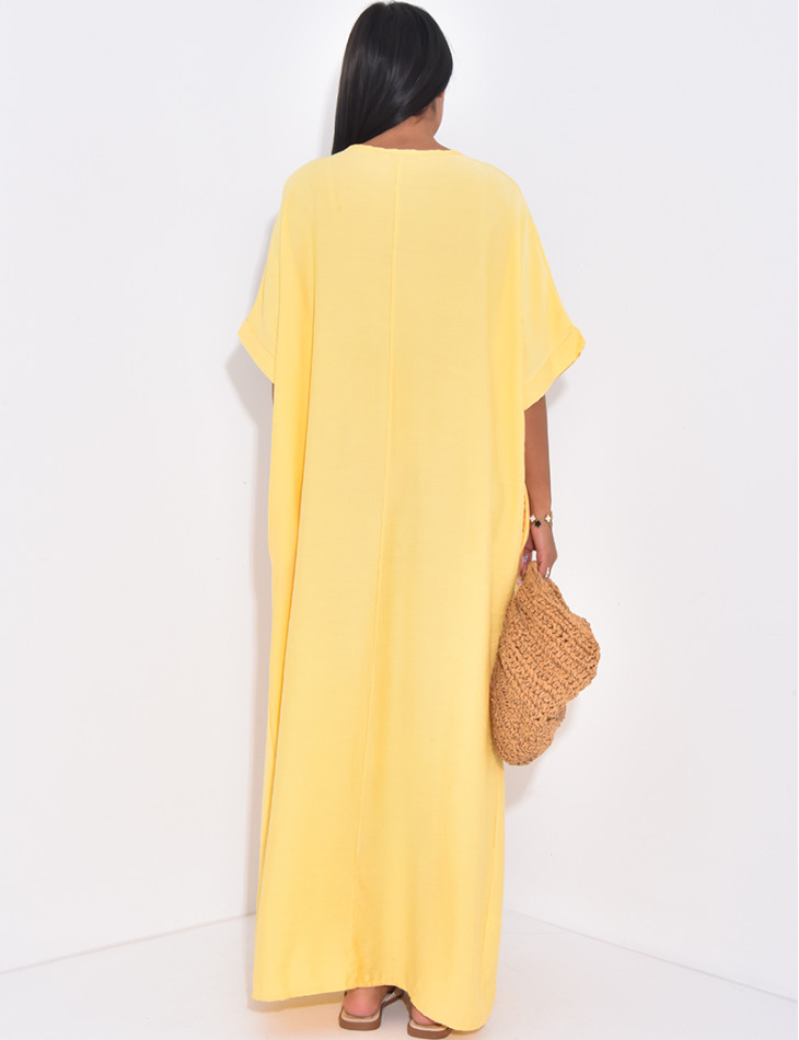 Langes, locker sitzendes Kleid in Leinenoptik mit Perlenkragen