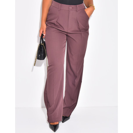 Pantalon de tailleur à boutons aux chevilles