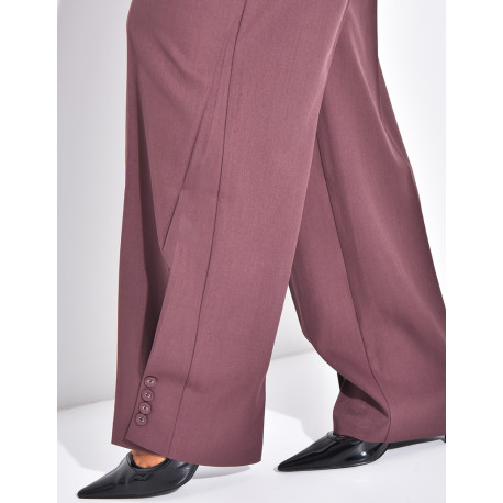 Pantalon de tailleur à boutons aux chevilles
