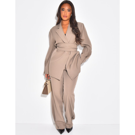 Oversized blazer with wide belt and visible buttons