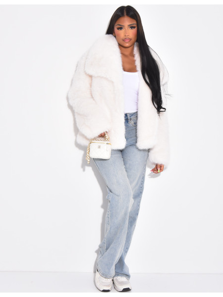 Short faux fur jacket with turn-down collar