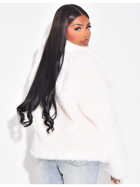 Short faux fur jacket with turn-down collar