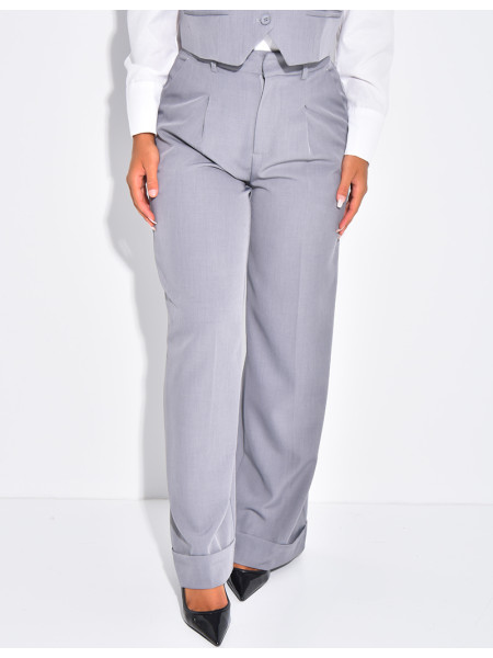 Hoch taillierte Anzughose mit Umschlag