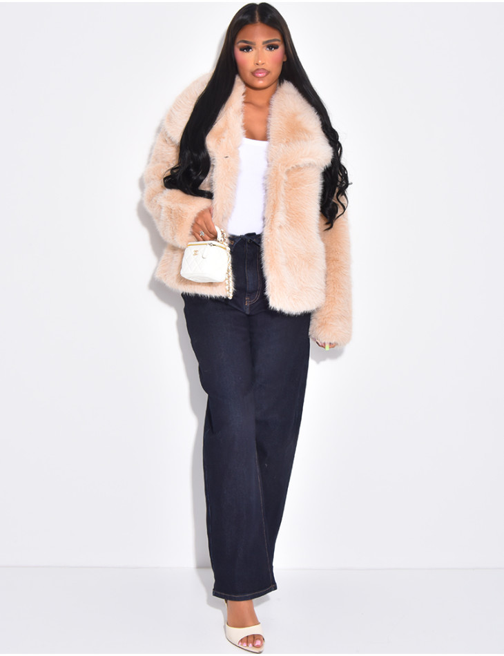 Veste courte en fausse fourrure à col rabattu