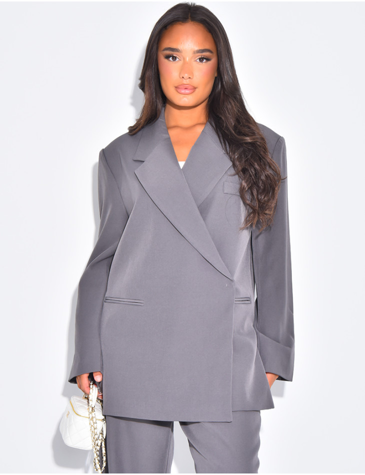 Oversized blazer with side slits